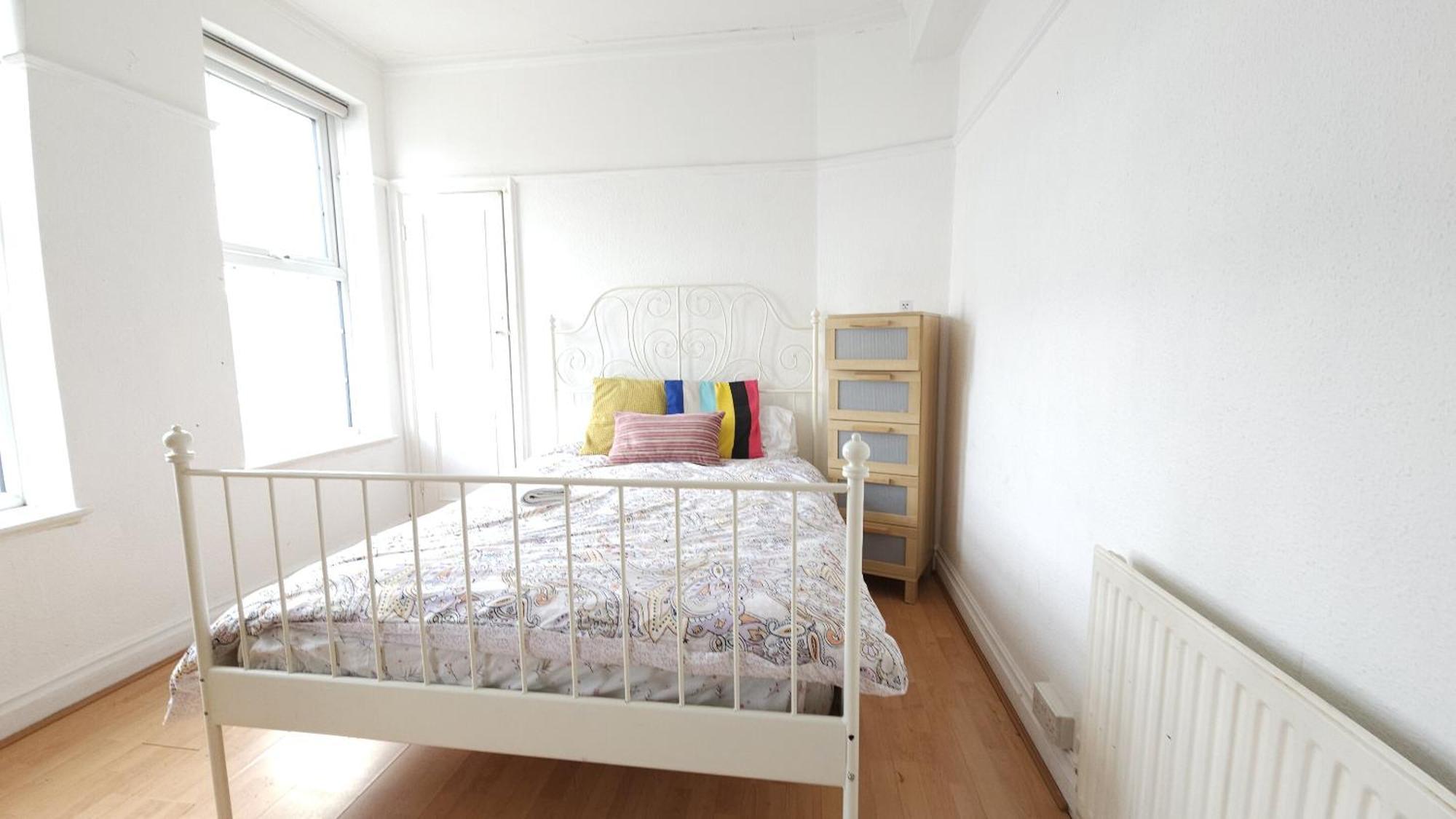 London Edgware Station Apartment Eksteriør billede