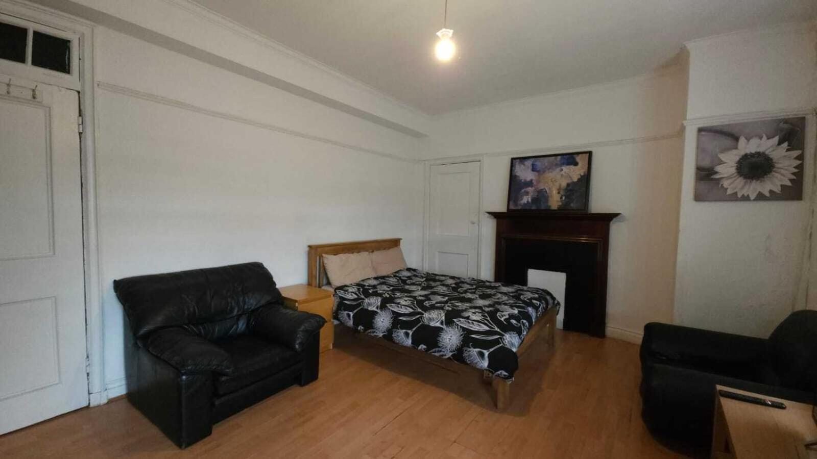 London Edgware Station Apartment Værelse billede